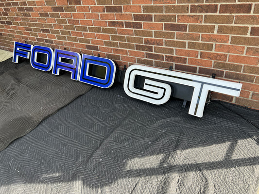 Illuminated Ford GT Sign